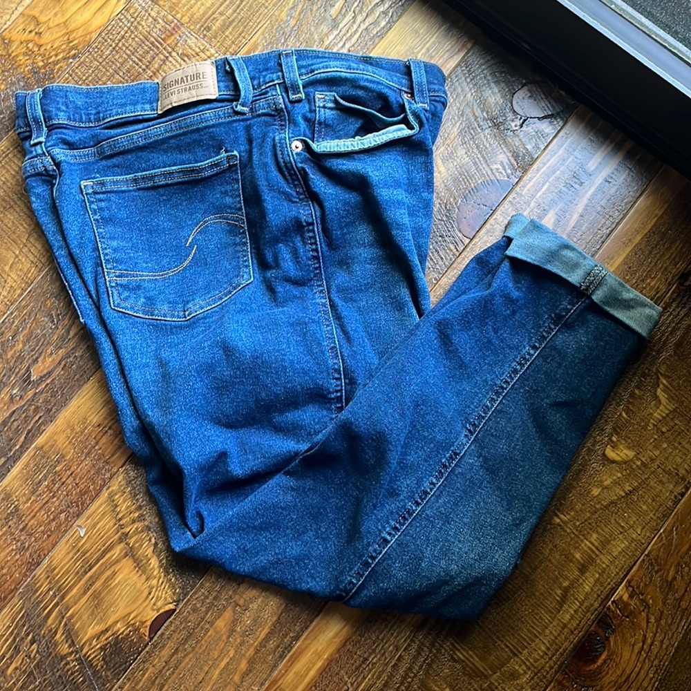 Levi’s Heritage Boyfriend Crops Sz. 12 Mid Rise